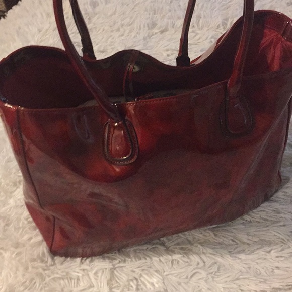 Elizabeth Arden Handbags - Elizabeth Arden Lg Bag